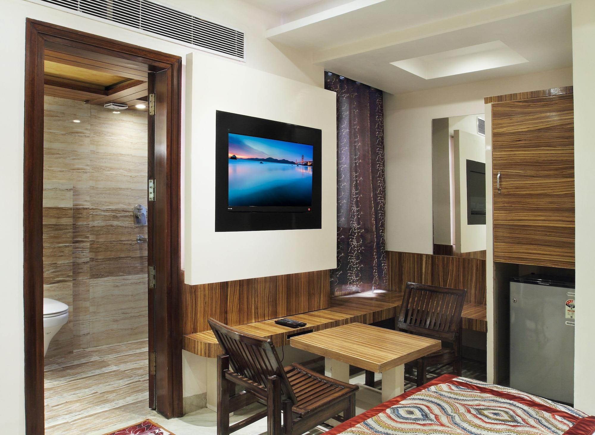 Hotel Hari Piorko - New Delhi Railway Station Екстериор снимка