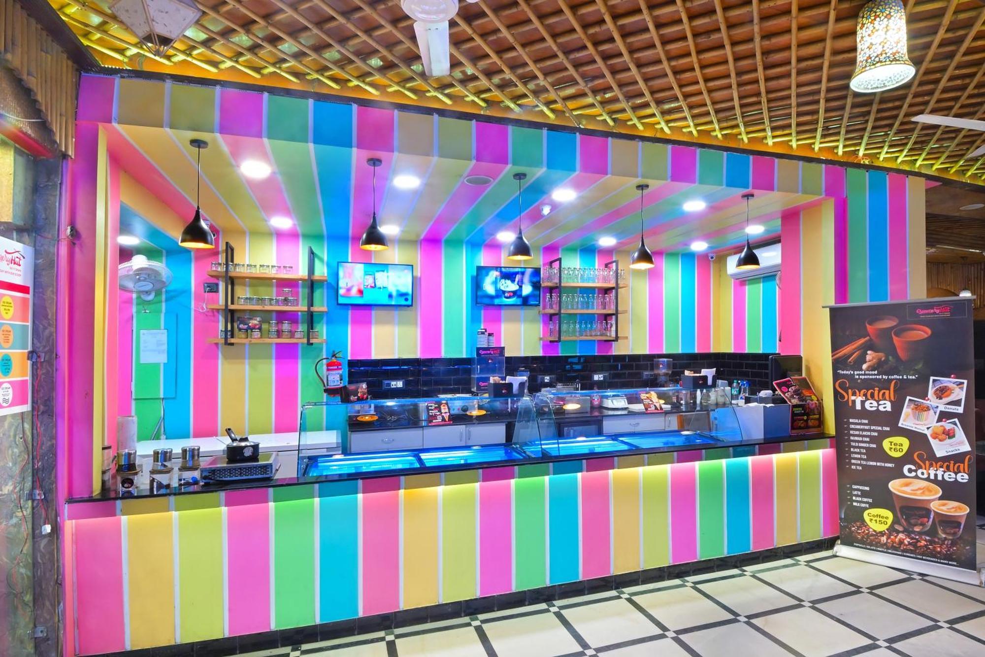 Hotel Hari Piorko - New Delhi Railway Station Екстериор снимка